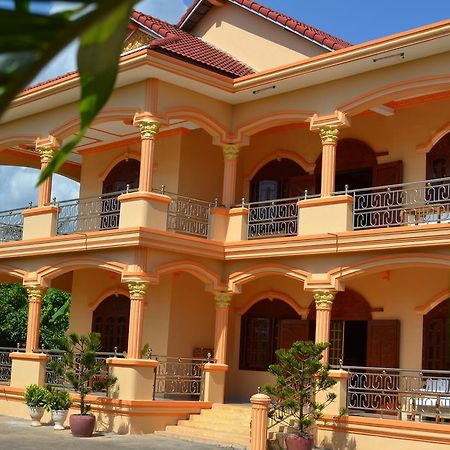 Kampot Manor Hotel Екстериор снимка
